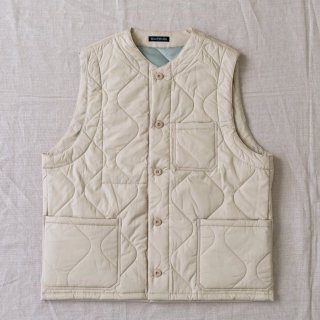Napron（ナプロン）QUILTING VEST ベージュ